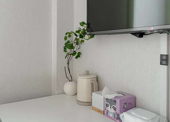 Urbanchic 508 Гостевой дом Сеул